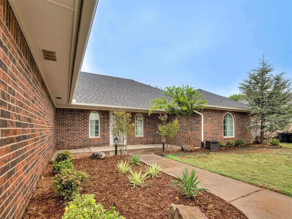 Front exterior — 11616 Century Drive, Oklahoma City, OK 73162