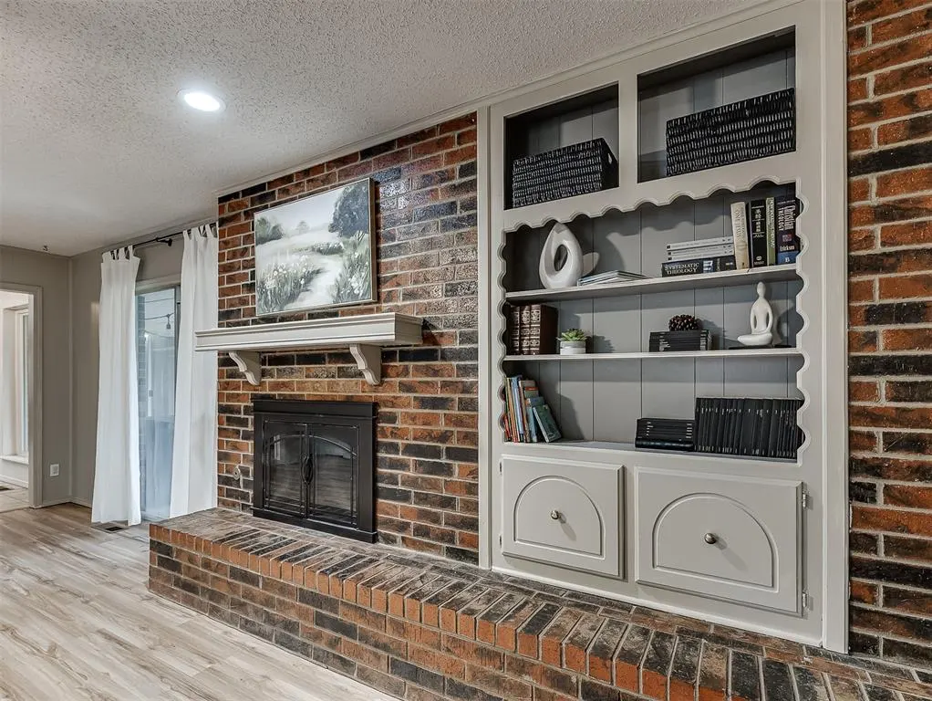 Photo 3 — 11616 Century Drive, Oklahoma City, OK 73162