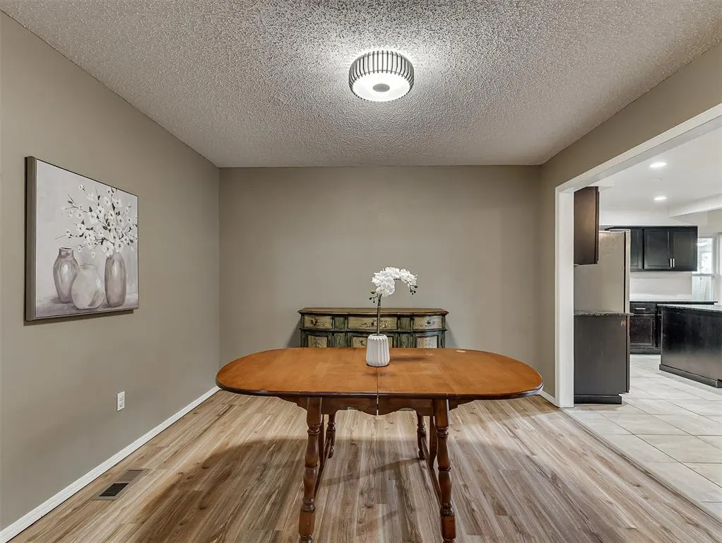 Photo 9 — 11616 Century Drive, Oklahoma City, OK 73162