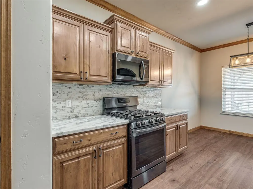 Photo 6 — 11521 SW 25th Street, Yukon, OK 73099
