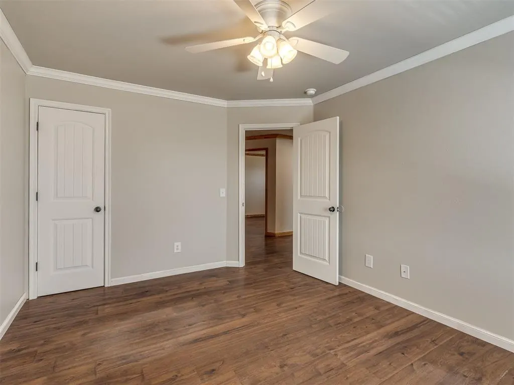Photo 19 — 11521 SW 25th Street, Yukon, OK 73099