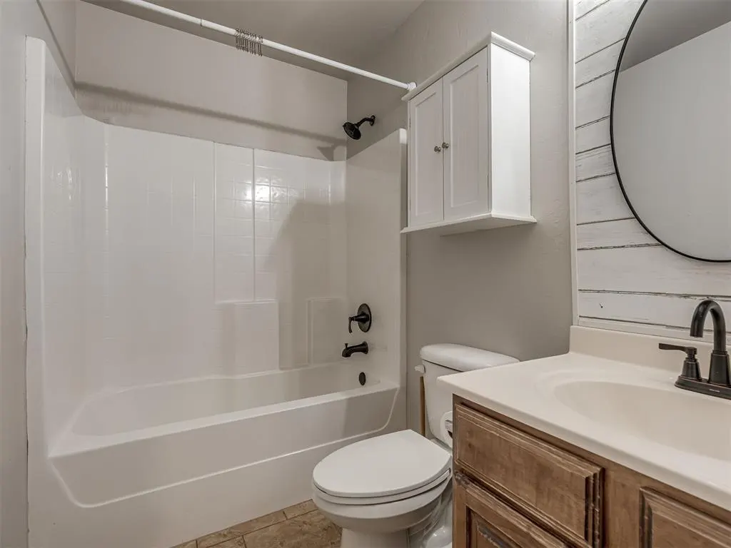 Photo 21 — 11521 SW 25th Street, Yukon, OK 73099