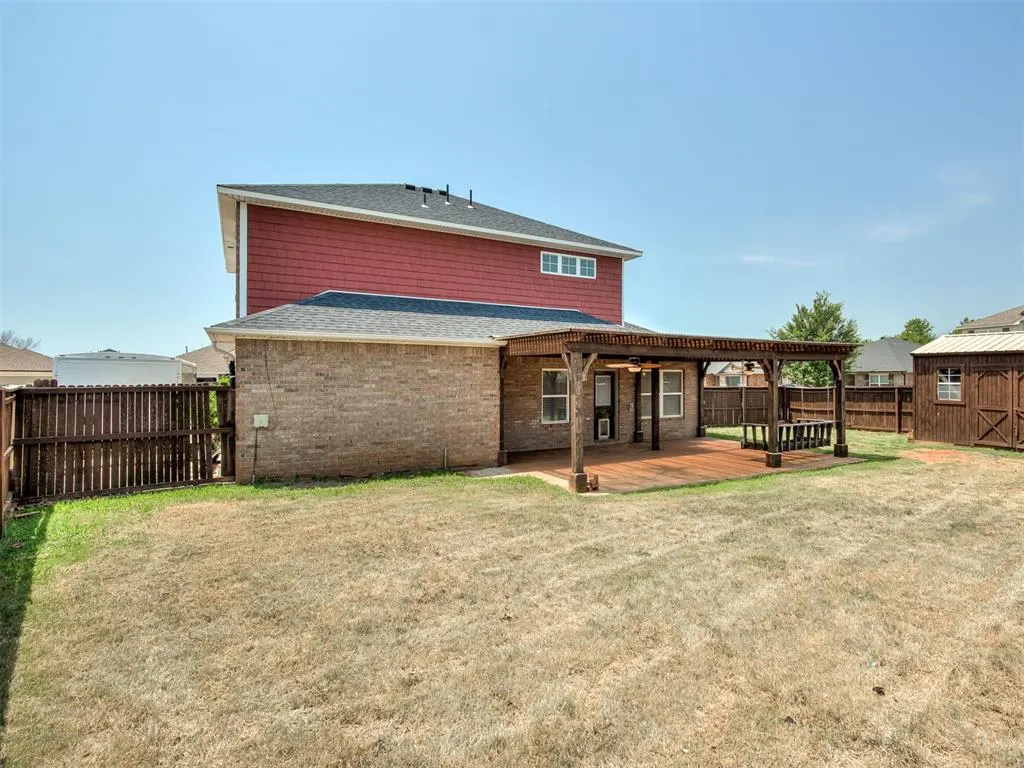 Photo 33 — 11521 SW 25th Street, Yukon, OK 73099