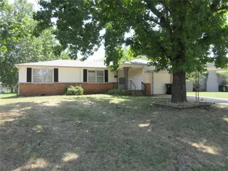 Sold home at 104 Robin Lane