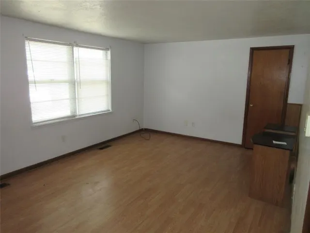 Photo 4 — 104 Robin Lane, Tecumseh, OK 74873