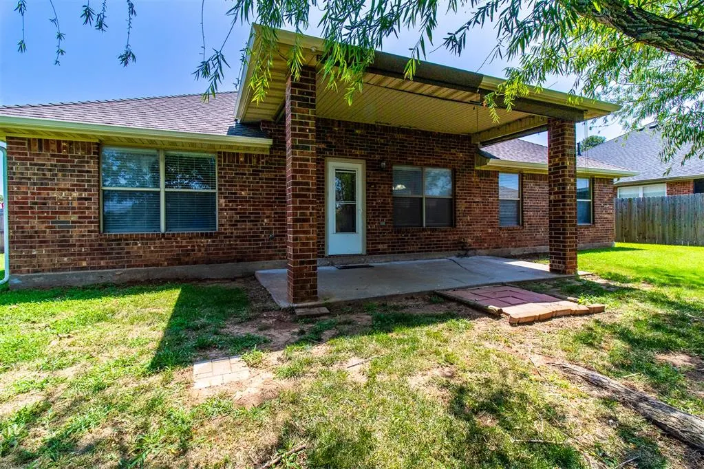 Photo 47 — 8121 Woodhue Drive, Oklahoma City, OK 73135