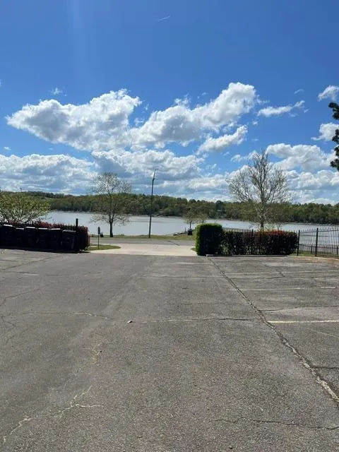 Photo 13 — 7012 Lakeshore Drive, Eufaula, OK 74432