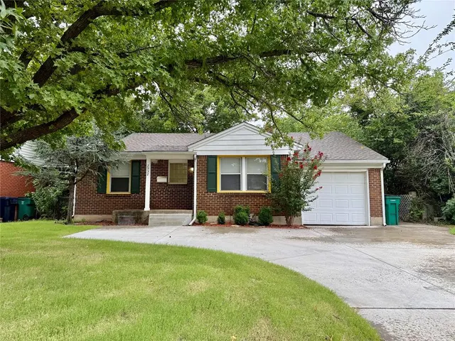 Front exterior — 2932 NW 35th Street, Oklahoma City, OK 73112