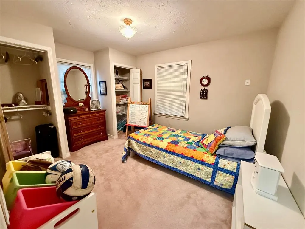 Photo 11 — 2932 NW 35th Street, Oklahoma City, OK 73112