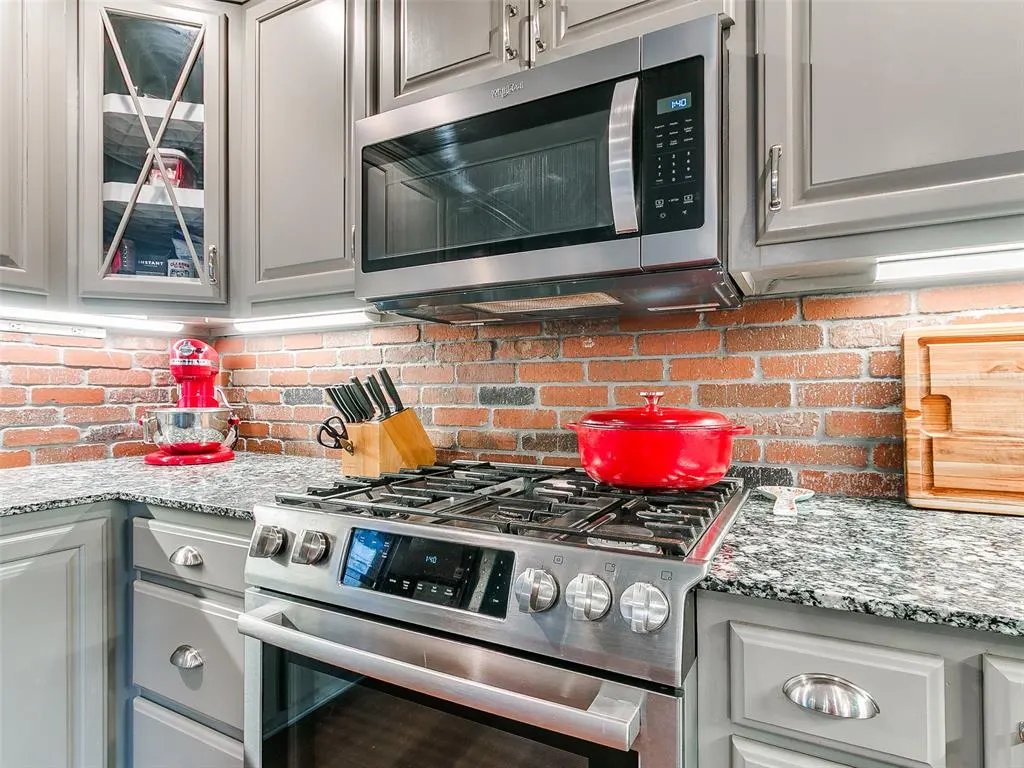 Photo 6 — 6445 N Sterling Drive, Oklahoma City, OK 73132