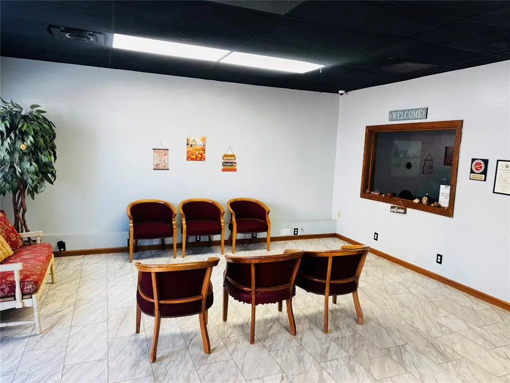 Photo 2 — 124 N Bell Avenue, Shawnee, OK 74801