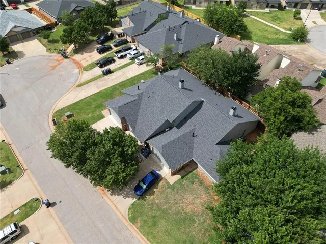Photo 8 — 415 Vail Circle, Oklahoma City, OK 73114