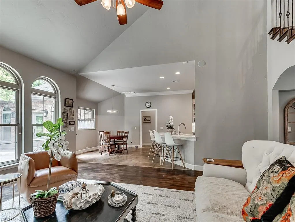 Photo 10 — 10049 Hidden Hollow Lane, Oklahoma City, OK 73151