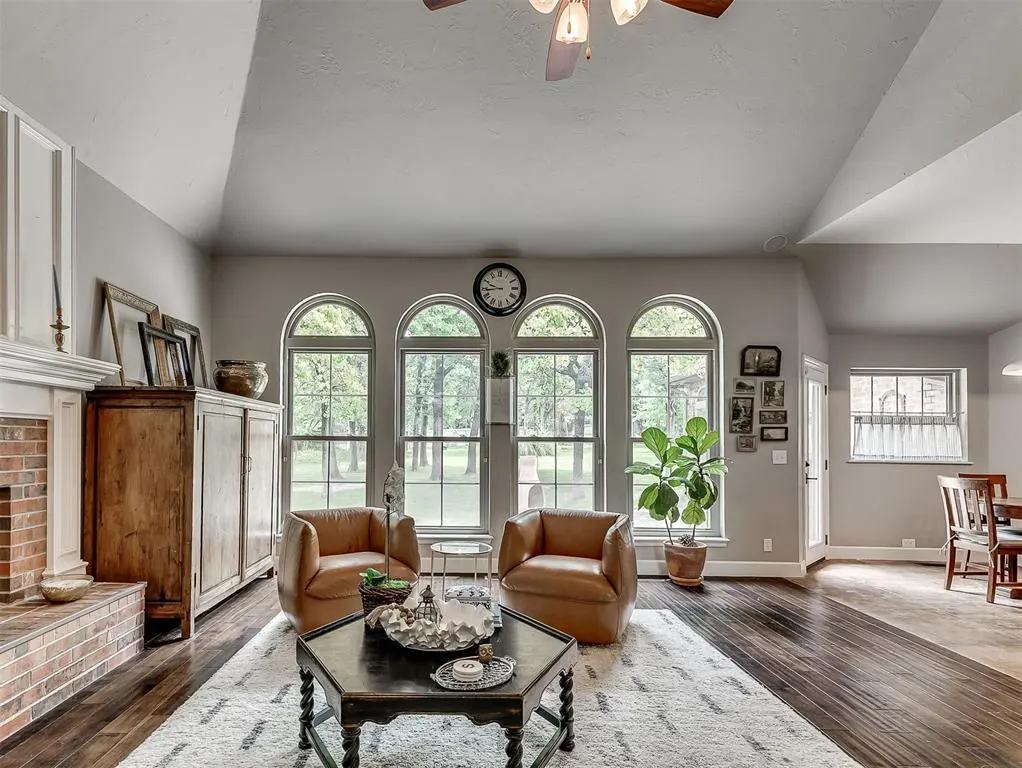 Photo 11 — 10049 Hidden Hollow Lane, Oklahoma City, OK 73151