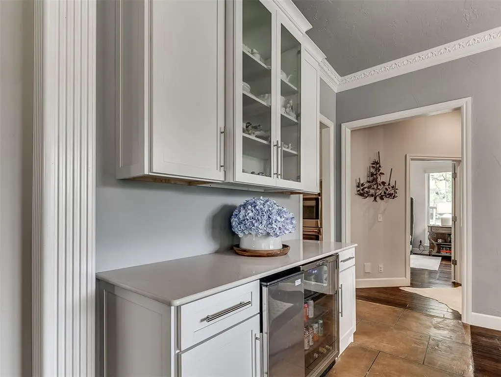Photo 14 — 10049 Hidden Hollow Lane, Oklahoma City, OK 73151
