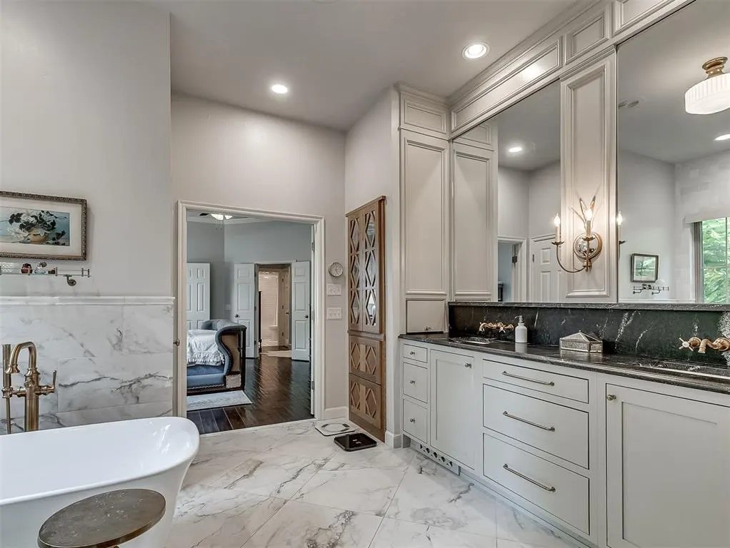 Photo 30 — 10049 Hidden Hollow Lane, Oklahoma City, OK 73151