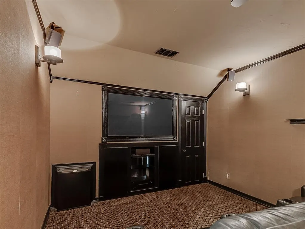 Photo 41 — 10049 Hidden Hollow Lane, Oklahoma City, OK 73151