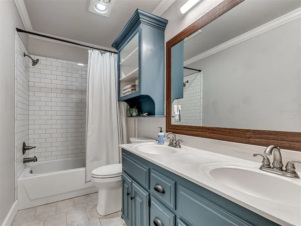 Photo 42 — 10049 Hidden Hollow Lane, Oklahoma City, OK 73151