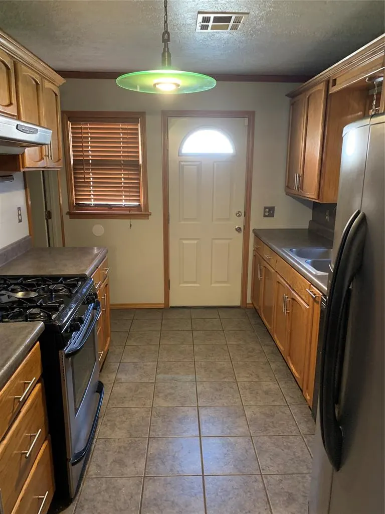 Photo 24 — 927 N Sunset Drive, Anadarko, OK 73005