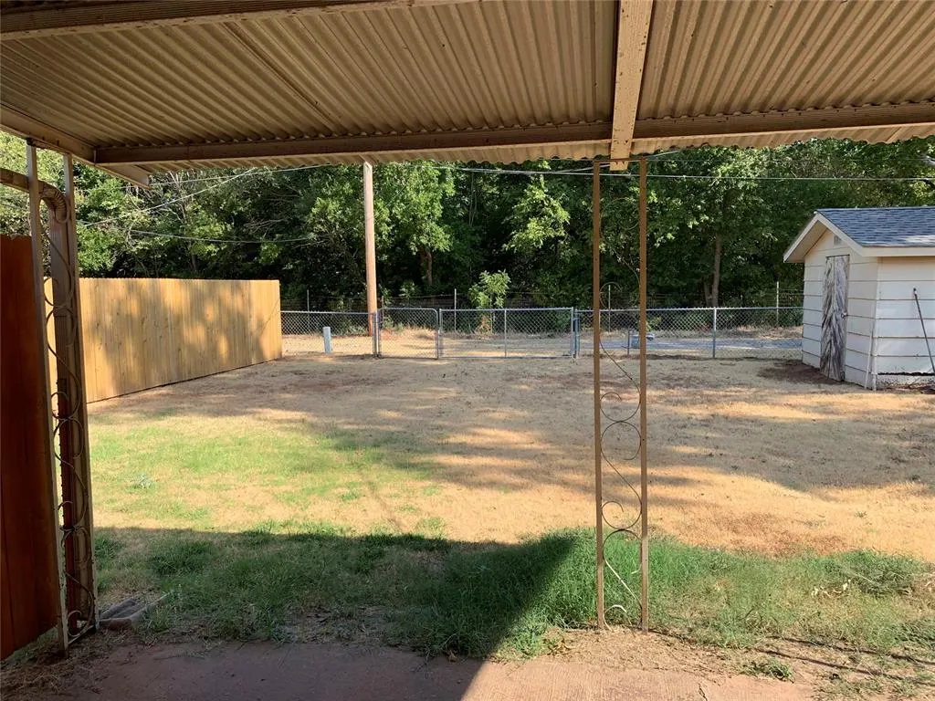 Photo 44 — 927 N Sunset Drive, Anadarko, OK 73005