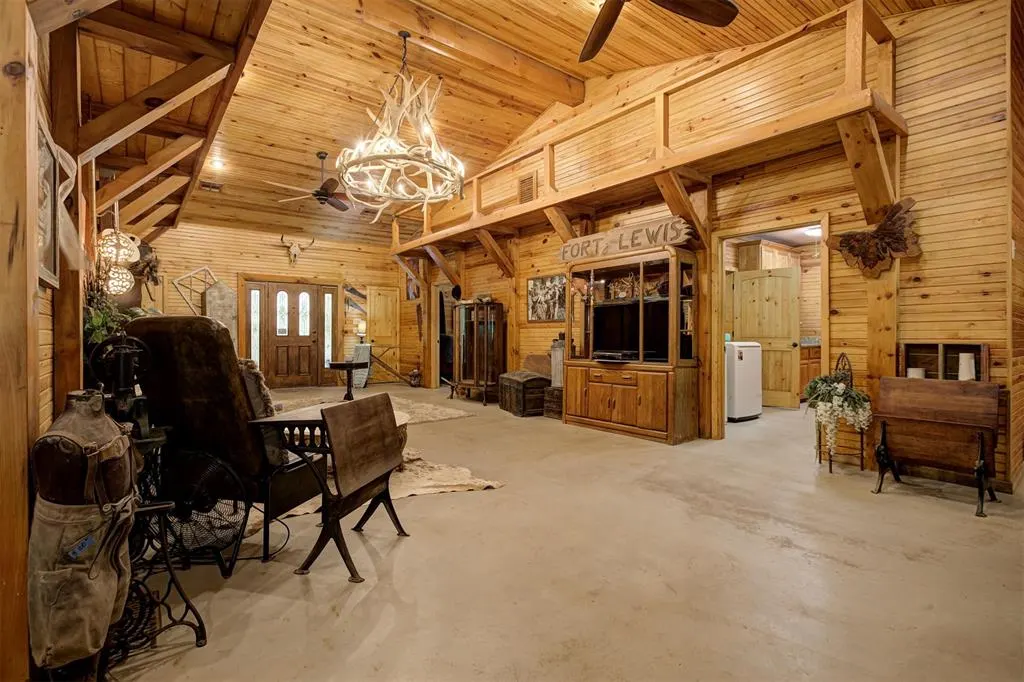 Front exterior — 9401 Flat Armadillo Road, Lexington, OK 73051