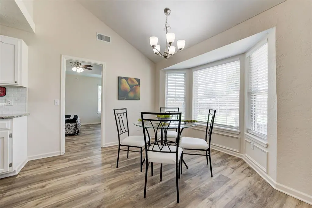 Photo 10 — 541 NW 169th Street, Edmond, OK 73012