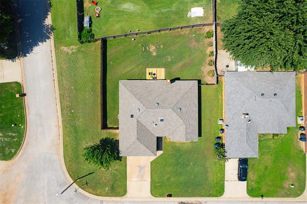 Photo 42 — 541 NW 169th Street, Edmond, OK 73012