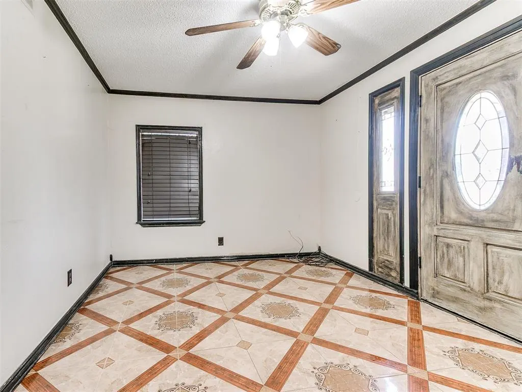 Photo 4 — 327 SE 46th Street, Oklahoma City, OK 73129