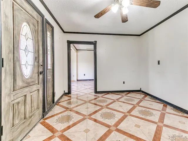 Photo 5 — 327 SE 46th Street, Oklahoma City, OK 73129
