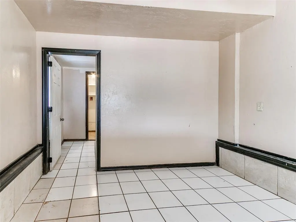 Photo 18 — 327 SE 46th Street, Oklahoma City, OK 73129