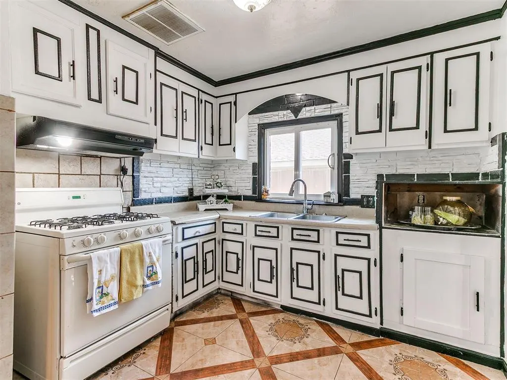 Photo 23 — 327 SE 46th Street, Oklahoma City, OK 73129