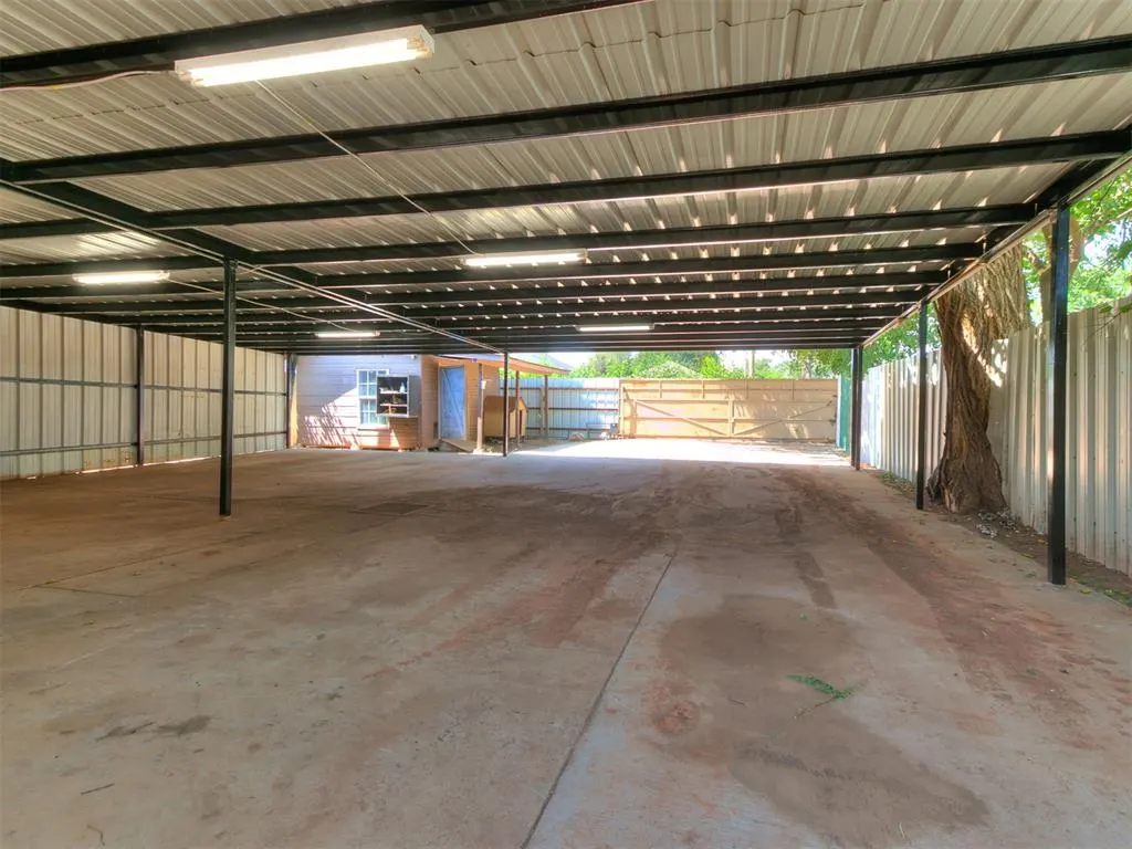 Photo 40 — 327 SE 46th Street, Oklahoma City, OK 73129