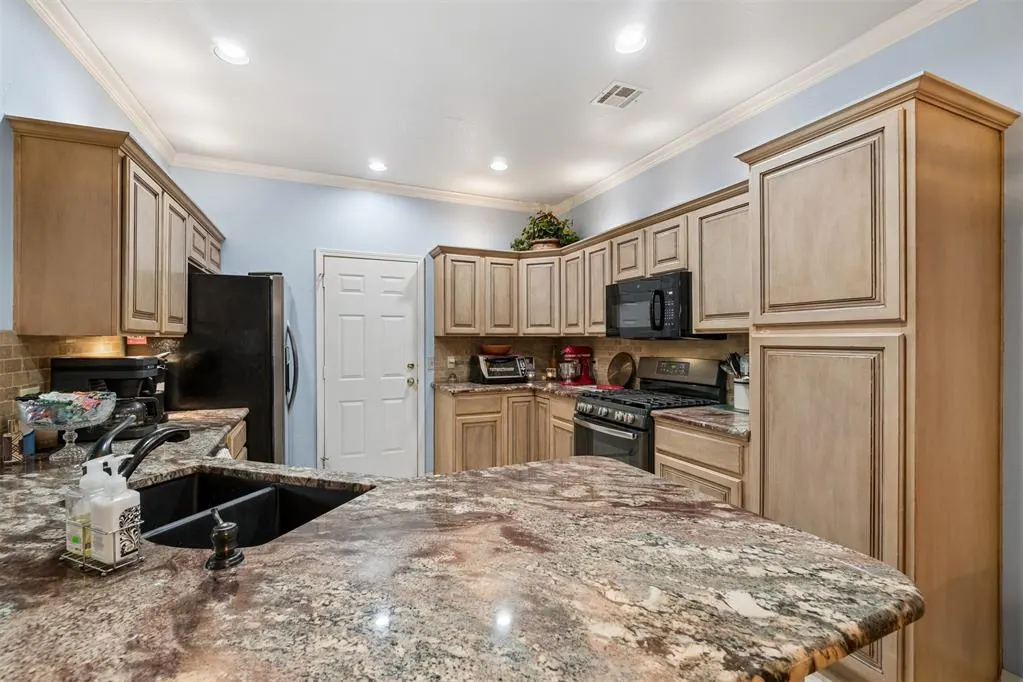 Photo 15 — 15916 Sonoma Court, Edmond, OK 73013