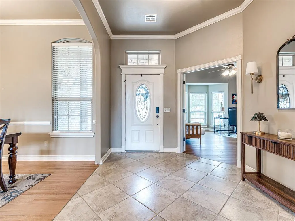 Photo 3 — 605 Ridge Lake Boulevard, Norman, OK 73071