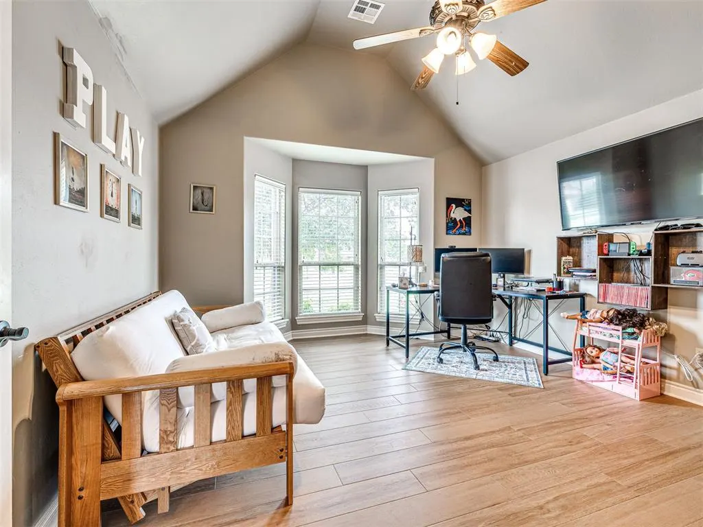 Photo 6 — 605 Ridge Lake Boulevard, Norman, OK 73071