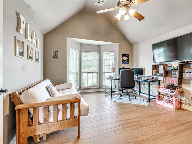 Photo 6 — 605 Ridge Lake Boulevard, Norman, OK 73071