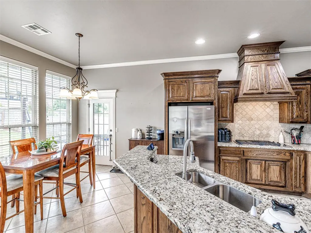 Photo 15 — 605 Ridge Lake Boulevard, Norman, OK 73071