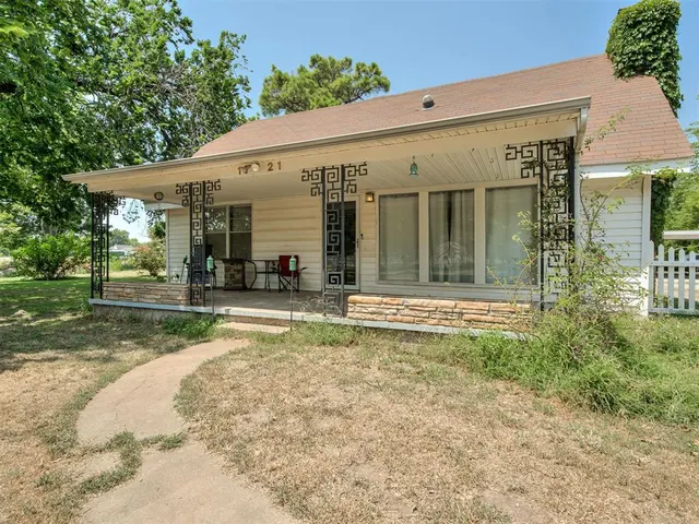 Photo 3 — 1721 E Foreman Rd Road, El Reno, OK 73036