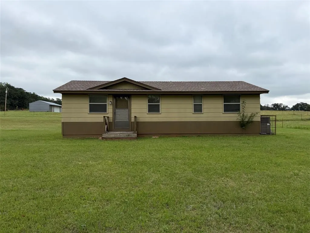 Front exterior — 218 Quail Hollow Drive, Blanchard, OK 73010
