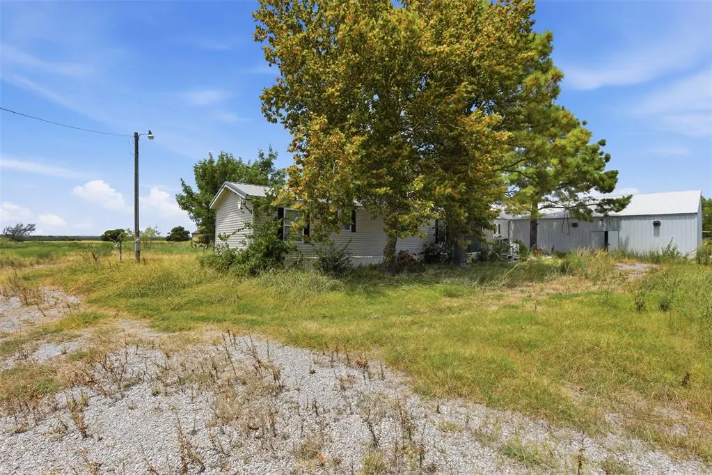 Photo 5 — 8215 Meadow Lark Drive, Wynnewood, OK 73098
