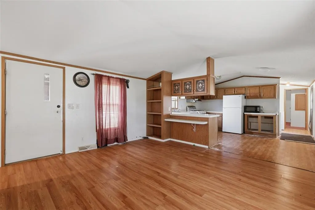 Photo 6 — 8215 Meadow Lark Drive, Wynnewood, OK 73098