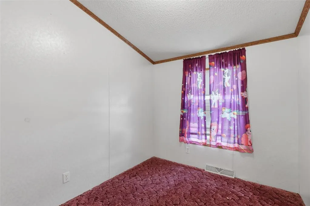 Photo 13 — 8215 Meadow Lark Drive, Wynnewood, OK 73098
