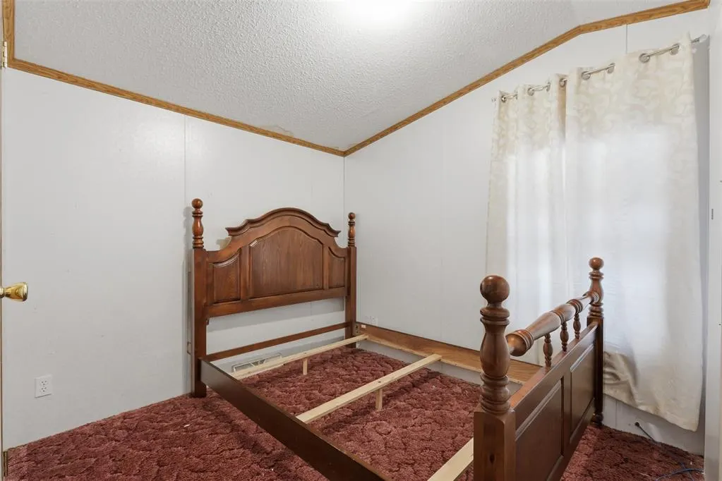 Photo 15 — 8215 Meadow Lark Drive, Wynnewood, OK 73098