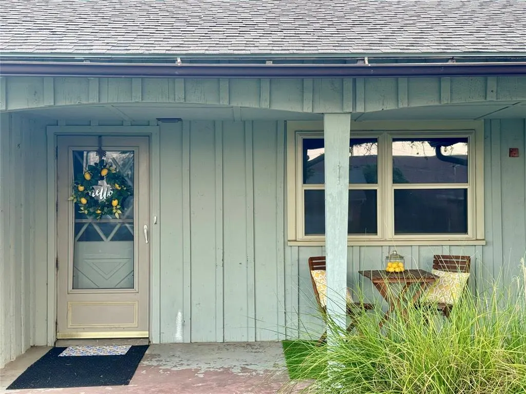 Photo 2 — 12 Morrow Drive, Chickasha, OK 73018