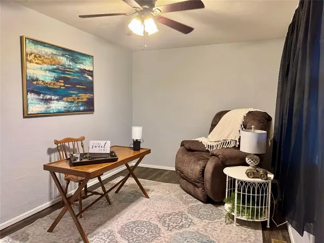 Photo 4 — 12 Morrow Drive, Chickasha, OK 73018