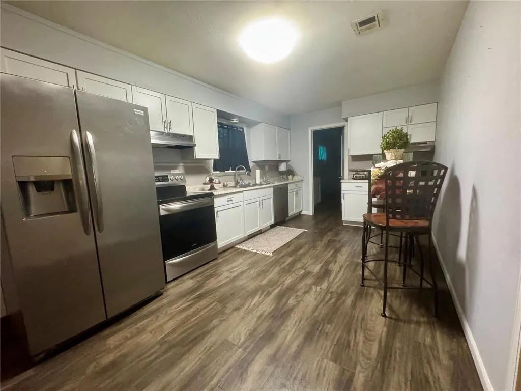 Photo 5 — 12 Morrow Drive, Chickasha, OK 73018