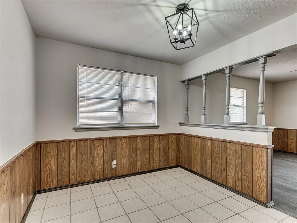 Photo 6 — 2525 SW 69th Street, Oklahoma City, OK 73159