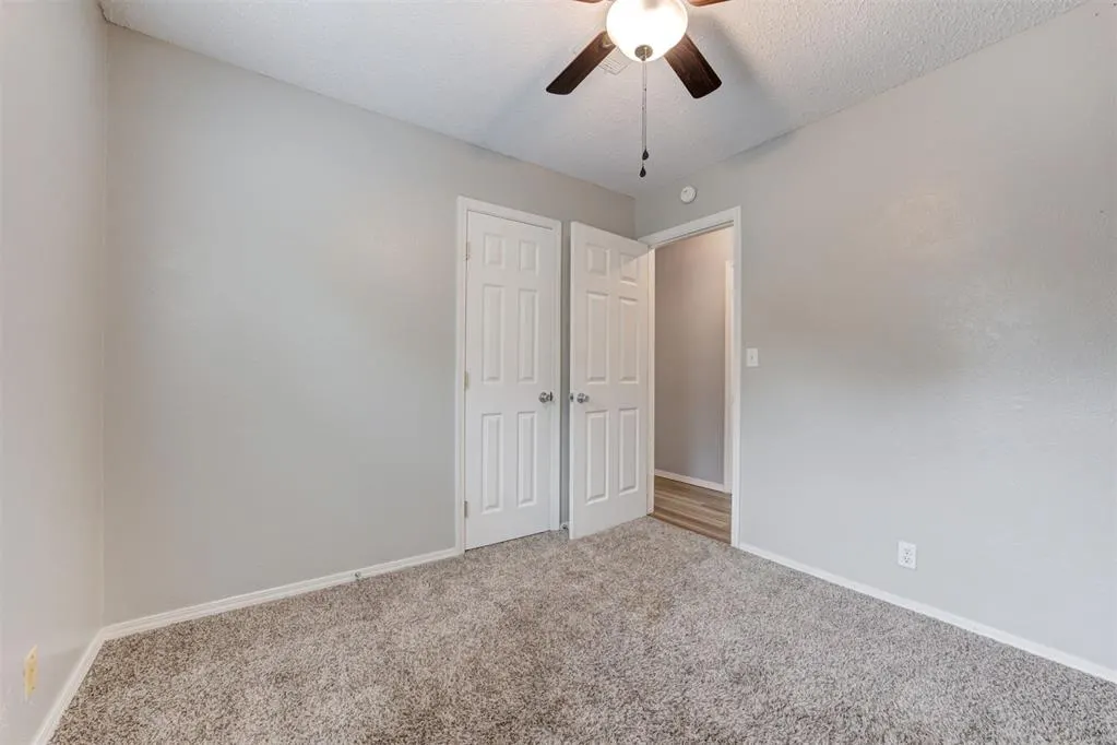 Photo 28 — 705 S Highland Drive, Mustang, OK 73064