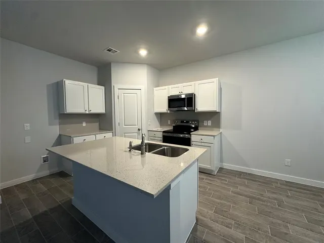 Photo 2 — 17960 Lantana Loop, Newalla, OK 74857