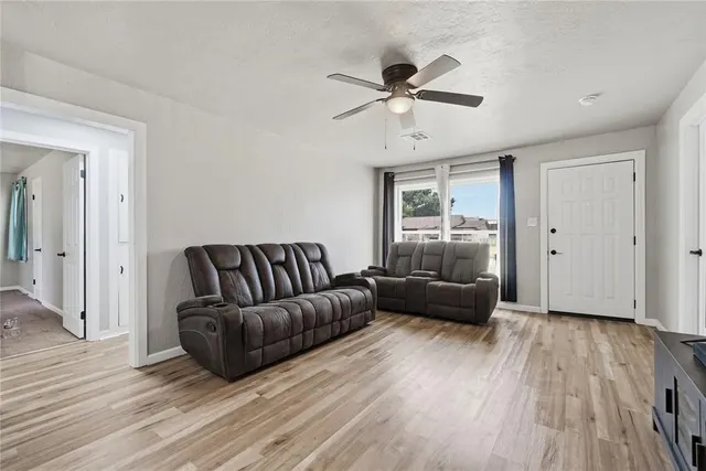 Photo 7 — 1919 NW Arlington Avenue, Lawton, OK 73507